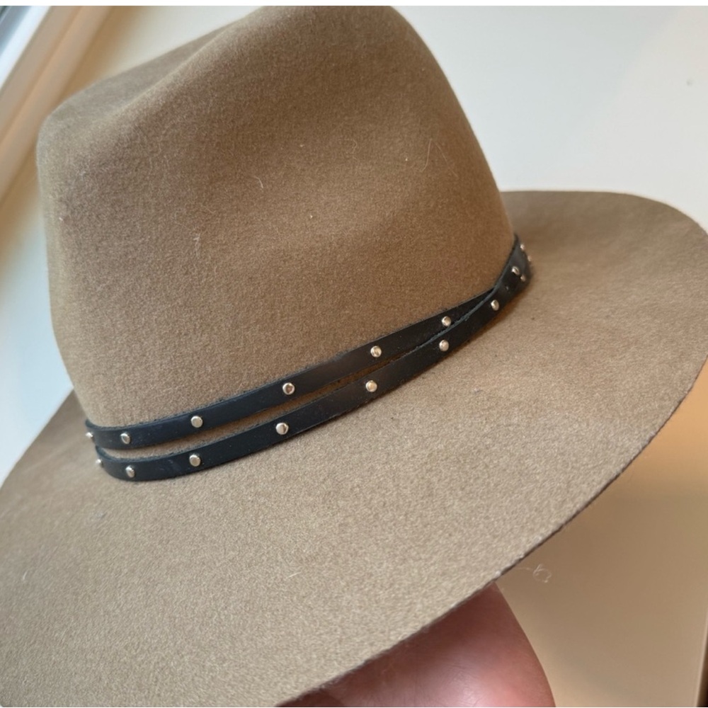 gorgeous, suede and leather Rag and Bone Hat, perfect for winter or fall